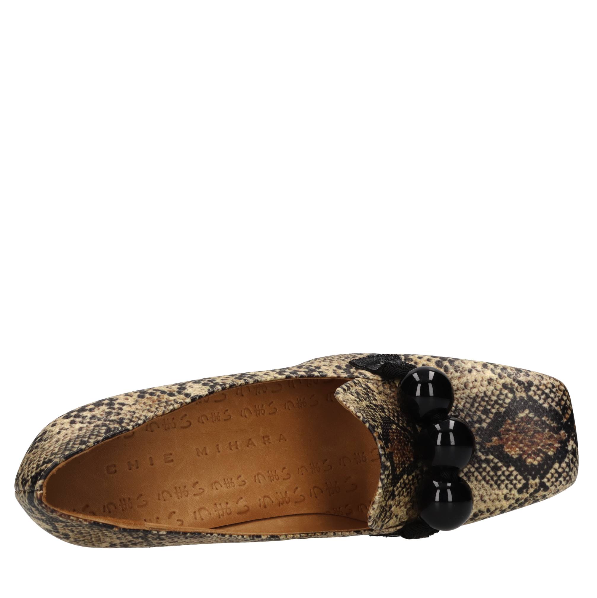 Chie Mihara Scarpe basse Animalier