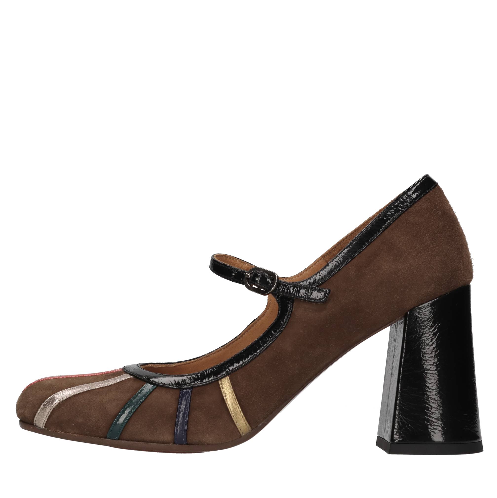 Chie Mihara With Heel