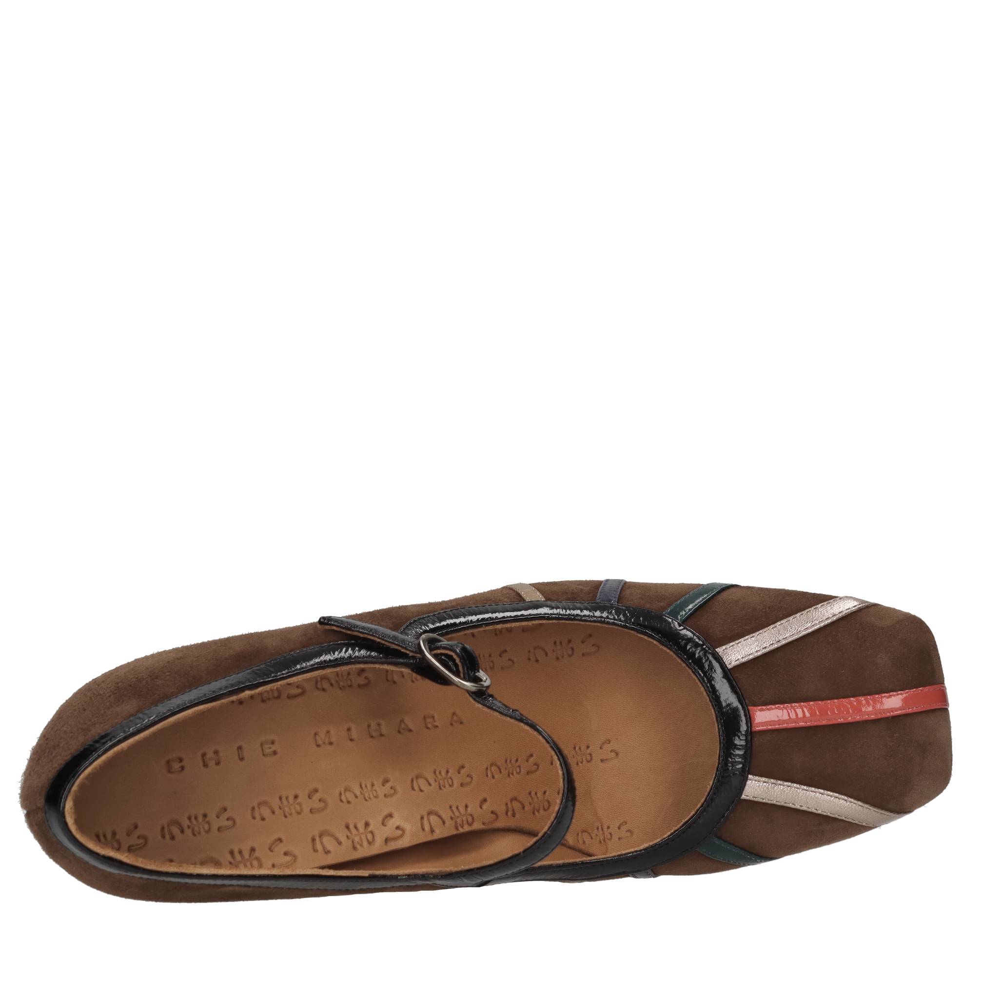 Chie Mihara With Heel