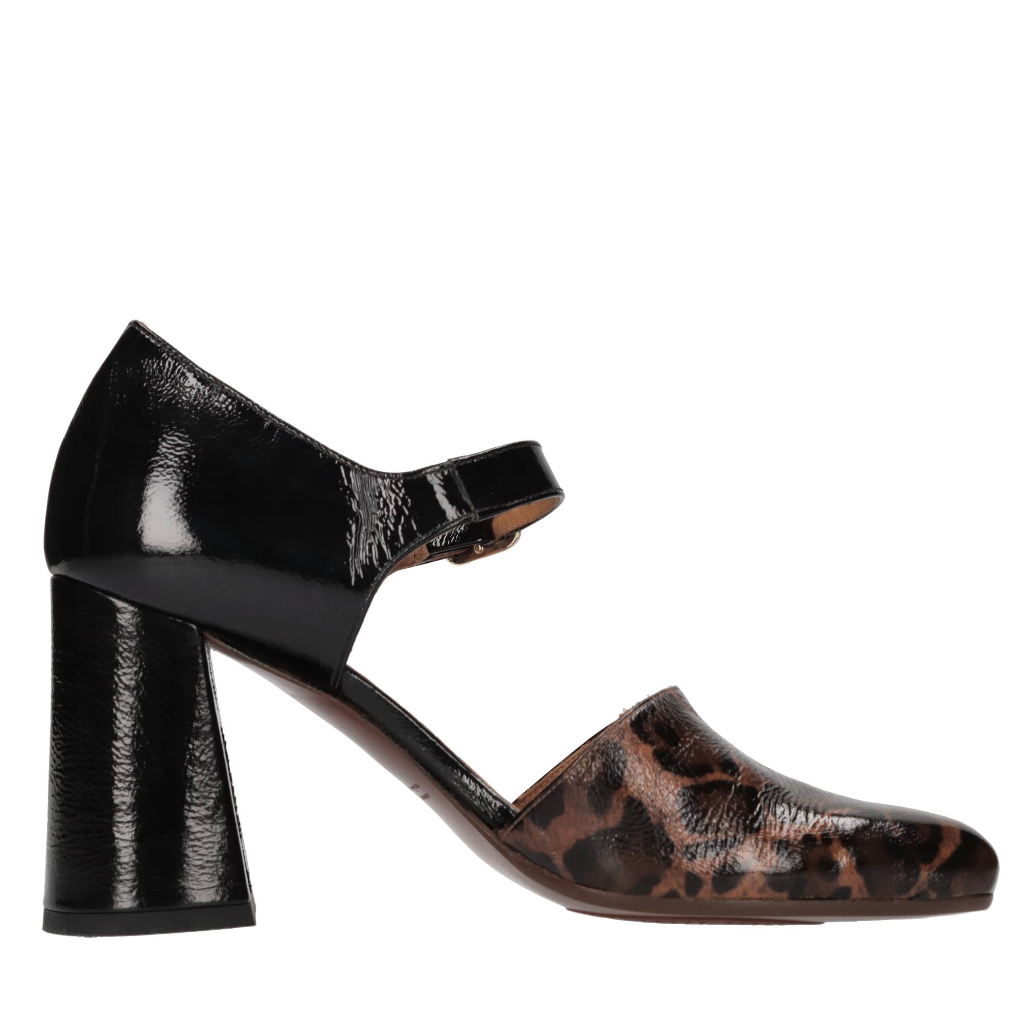 Chie Mihara Zapatos con tacón animal