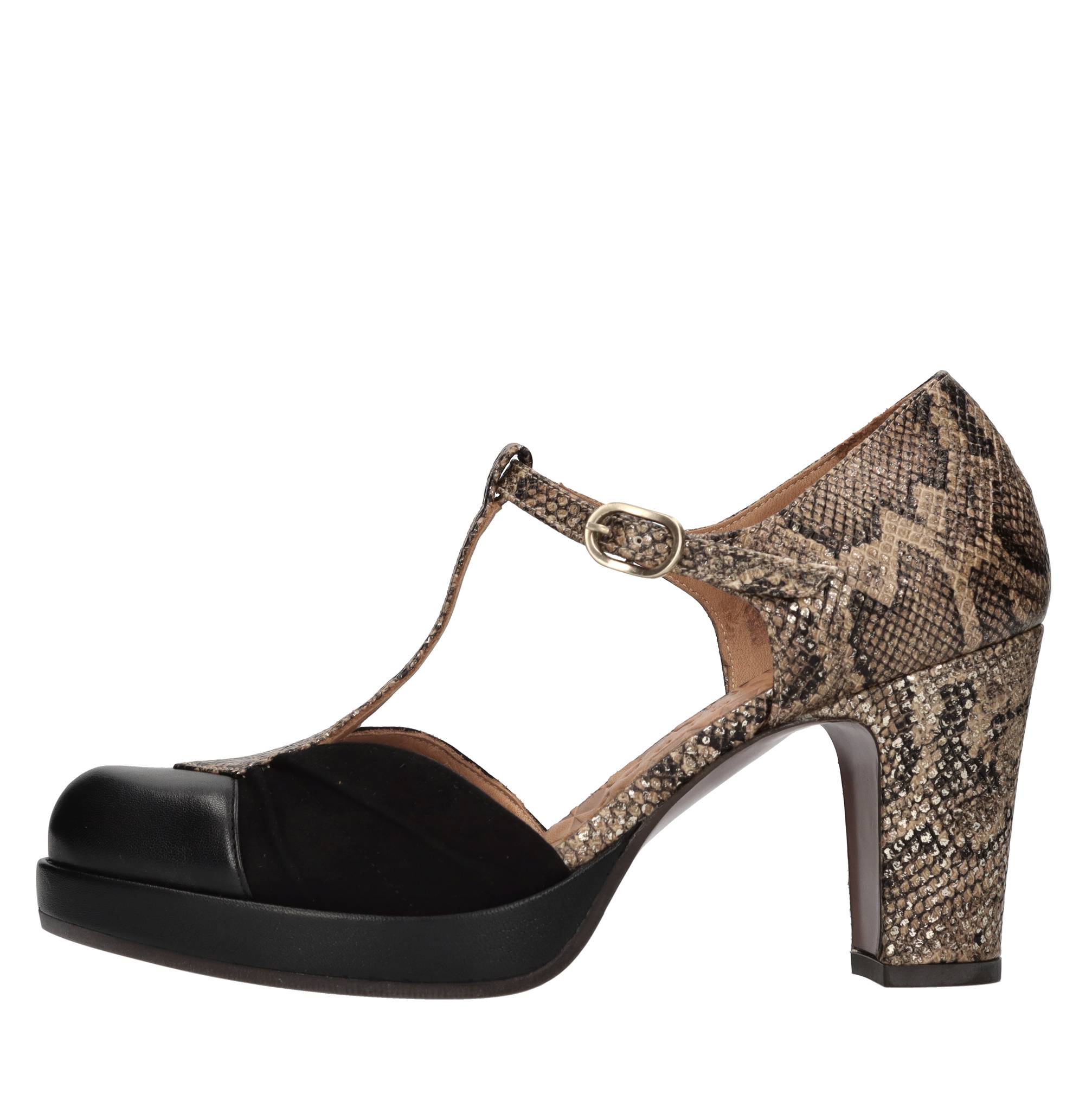 Chie Mihara With Heel