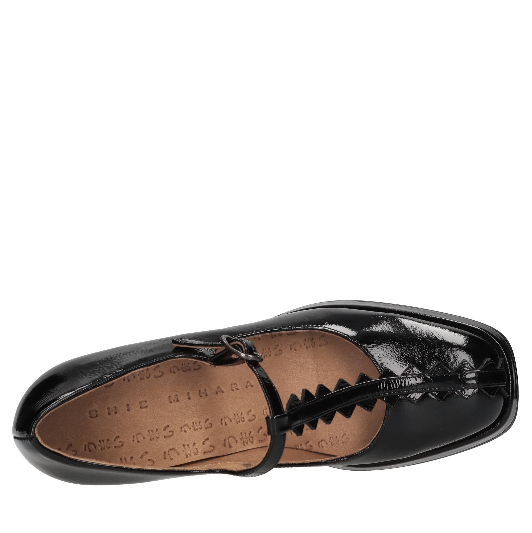 Chie Mihara Scarpe con Tacco Nero