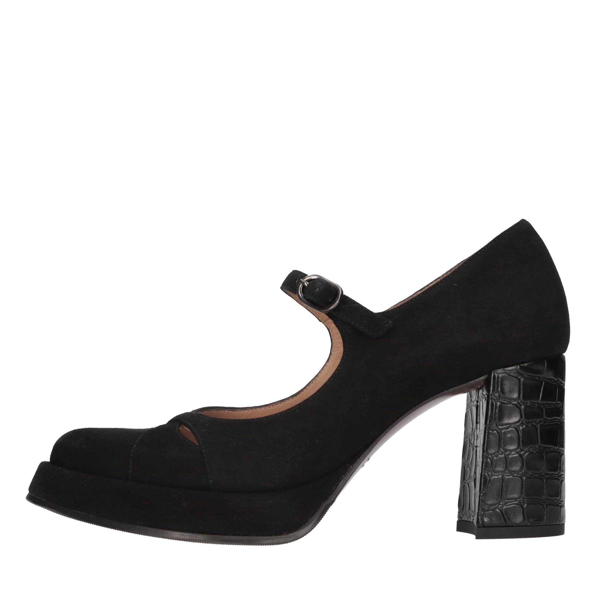 Chie Mihara Zapatos con tacón negro