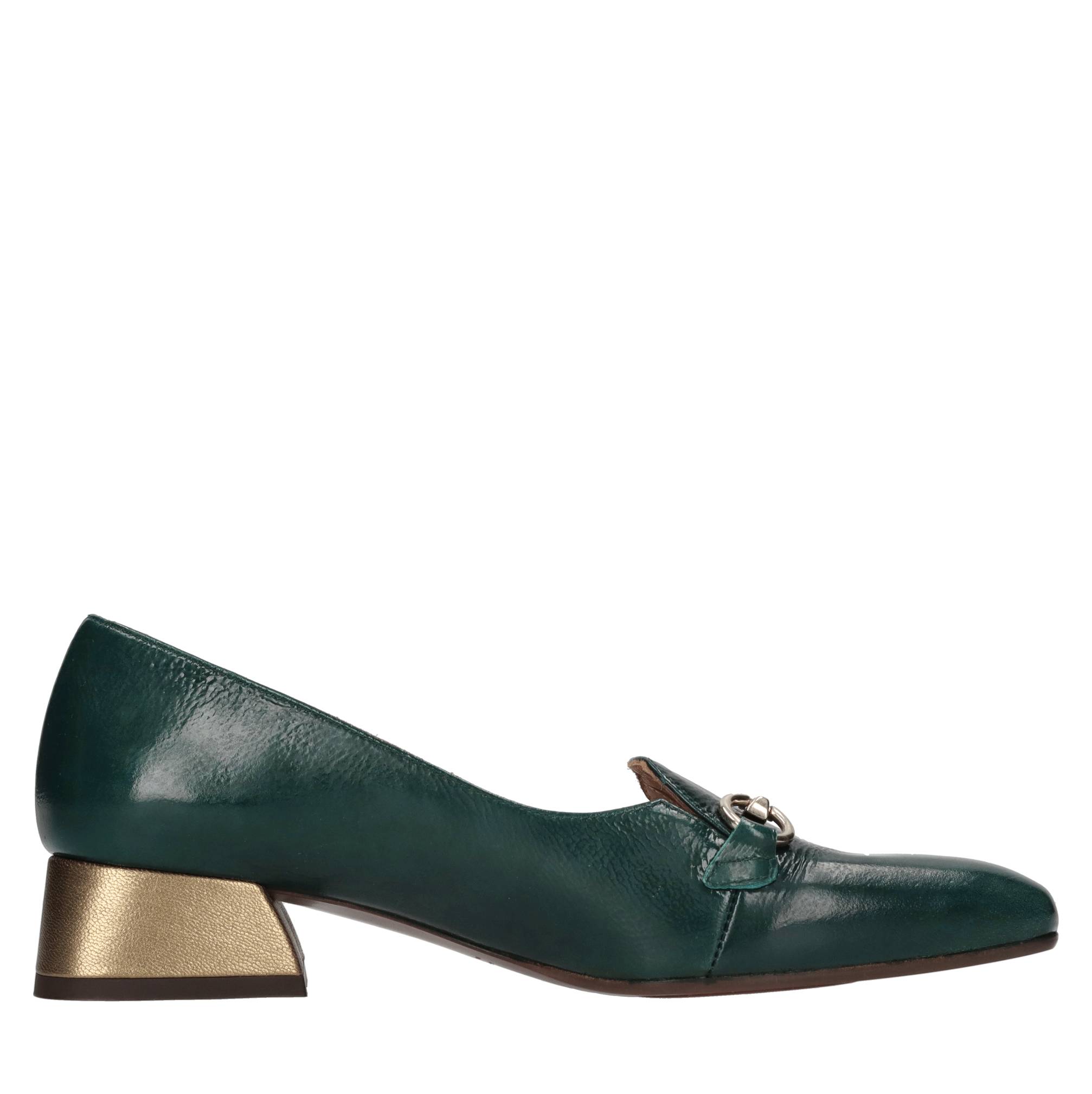 Chie Mihara Chaussures basses Vert
