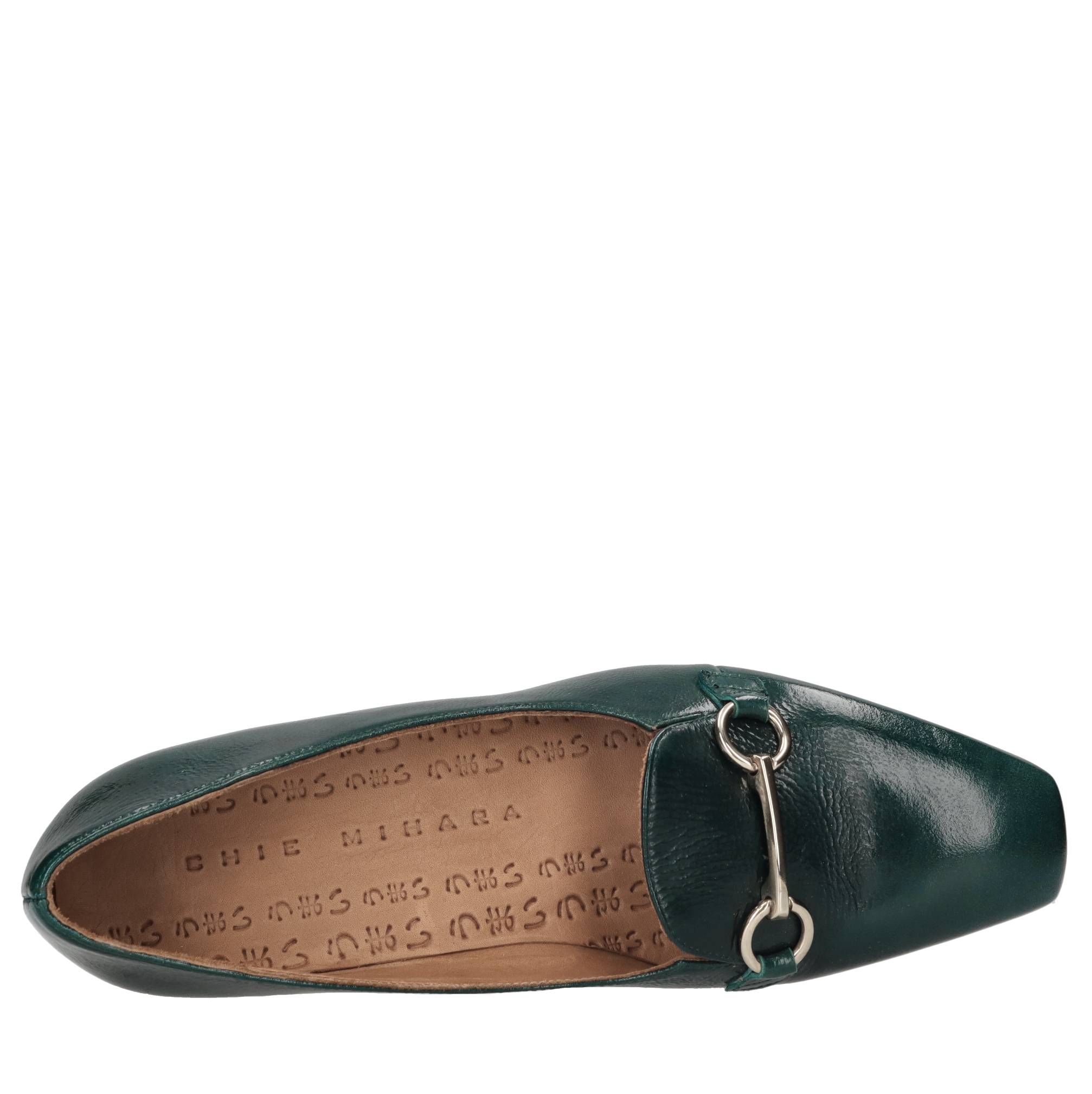 Chie Mihara Chaussures basses Vert