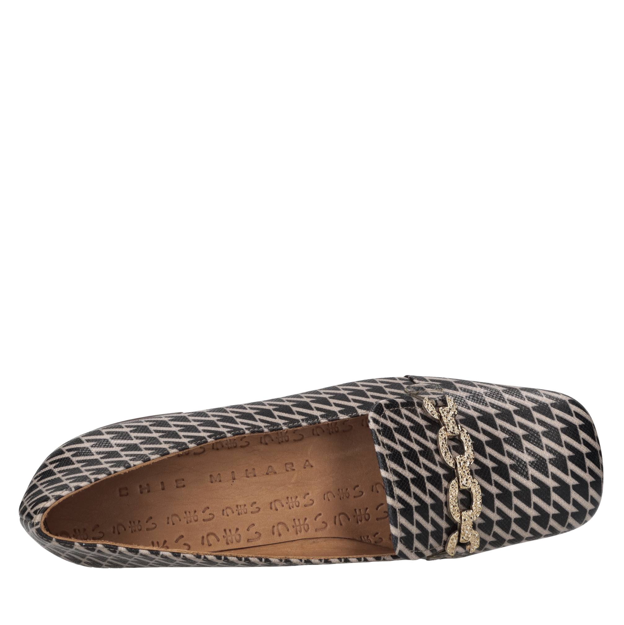 Chie Mihara Bas chaussures multicolores