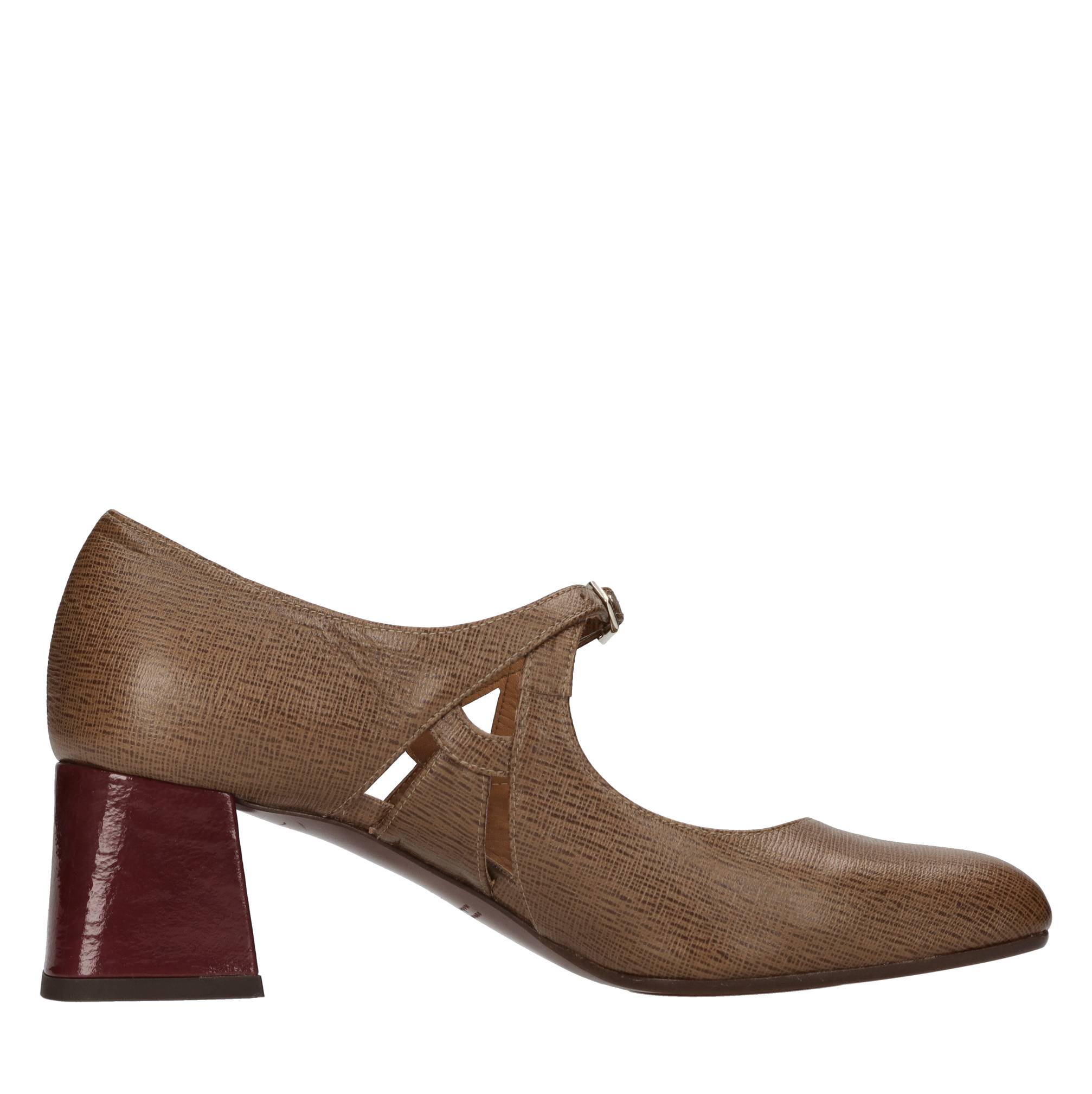 Chie Mihara With Heel