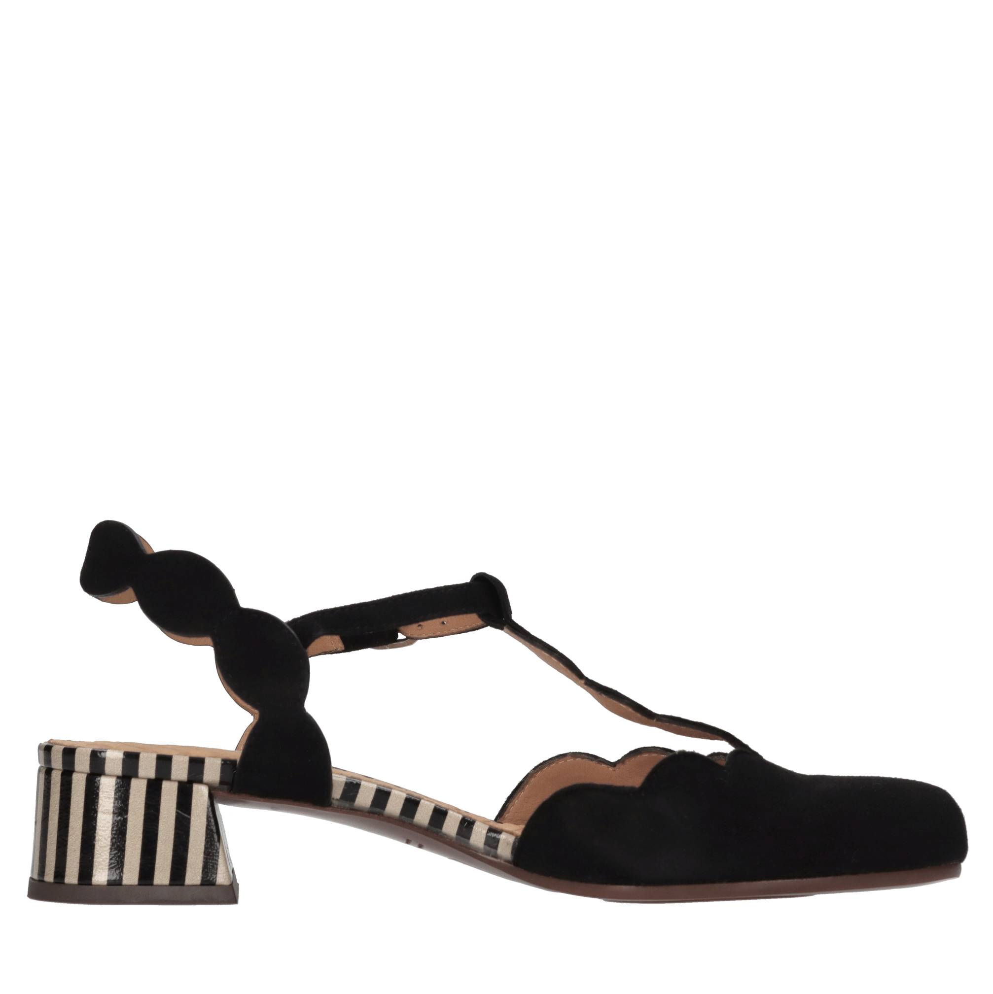 Chie Mihara Chaussures avec talon noir