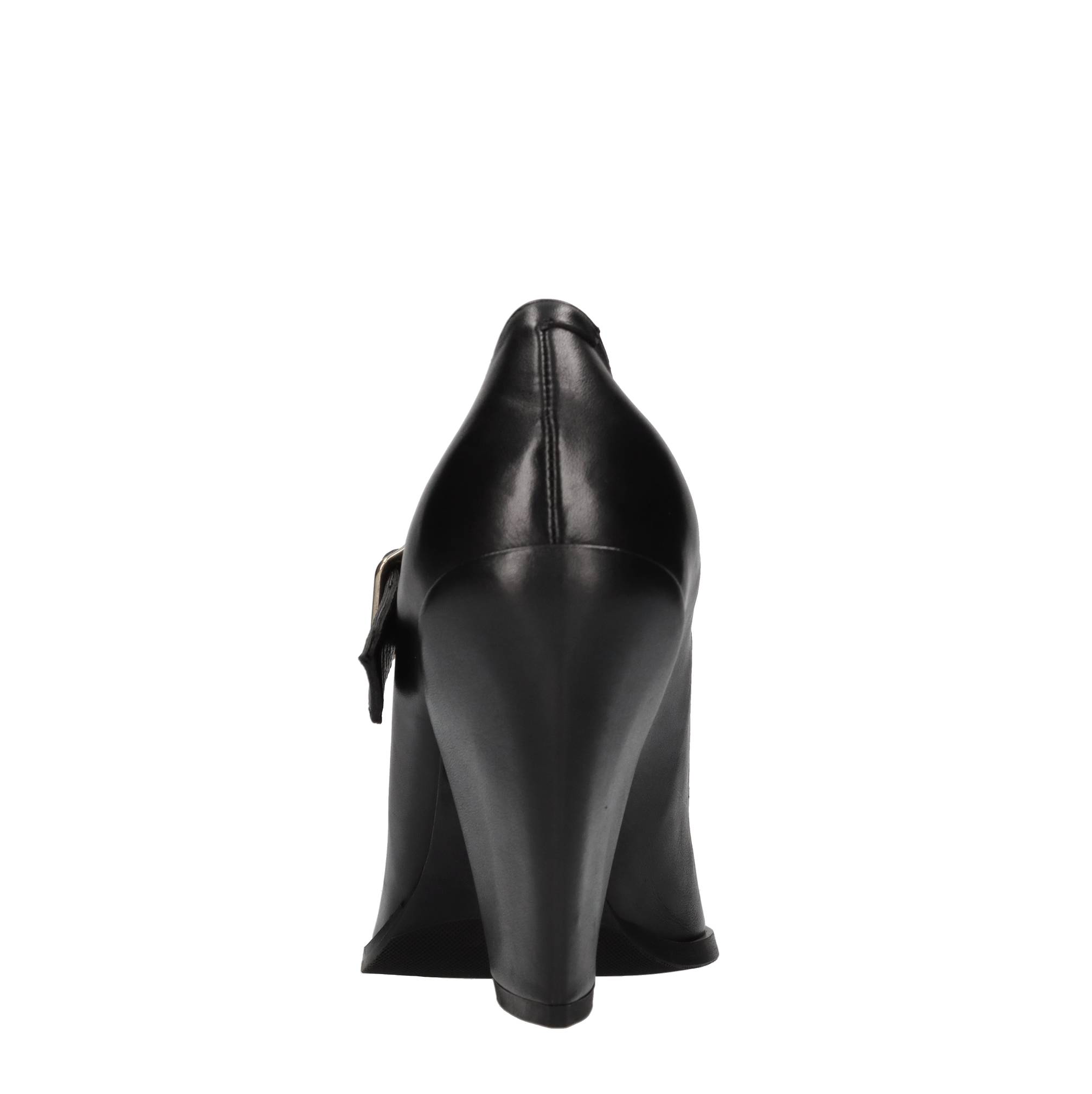 PIXY With Heel
