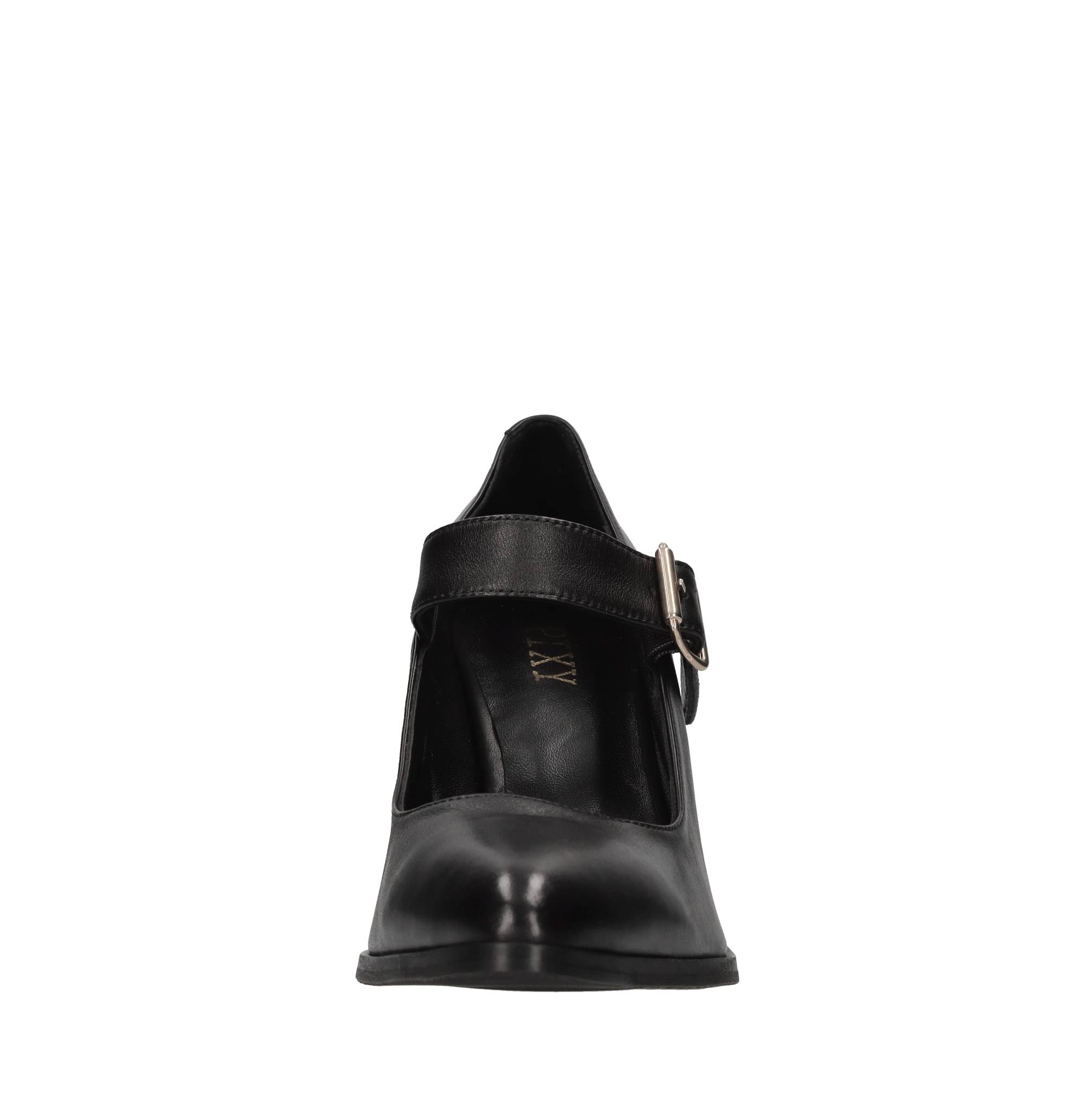 PIXY With Heel