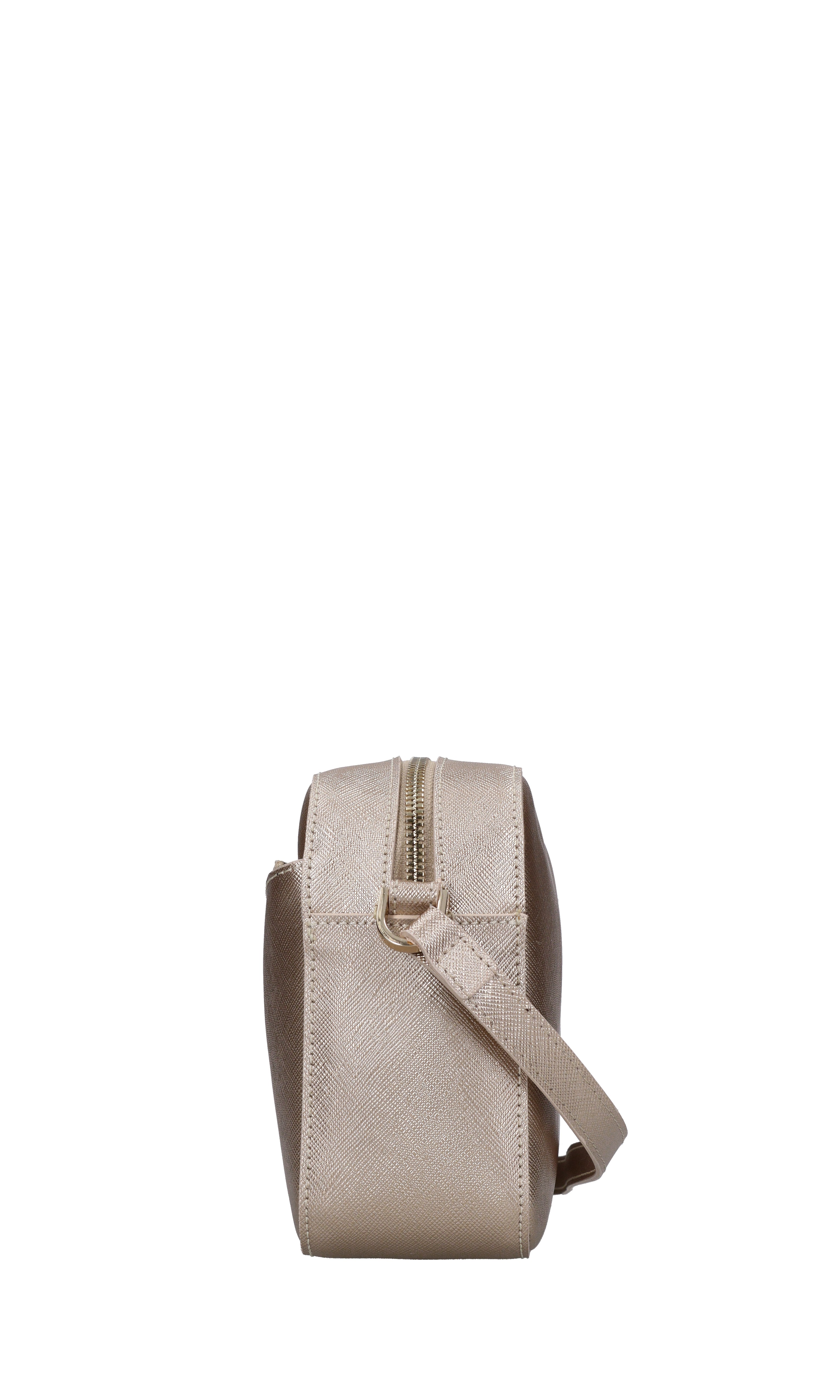 Alviero Martini Des sacs. Platine