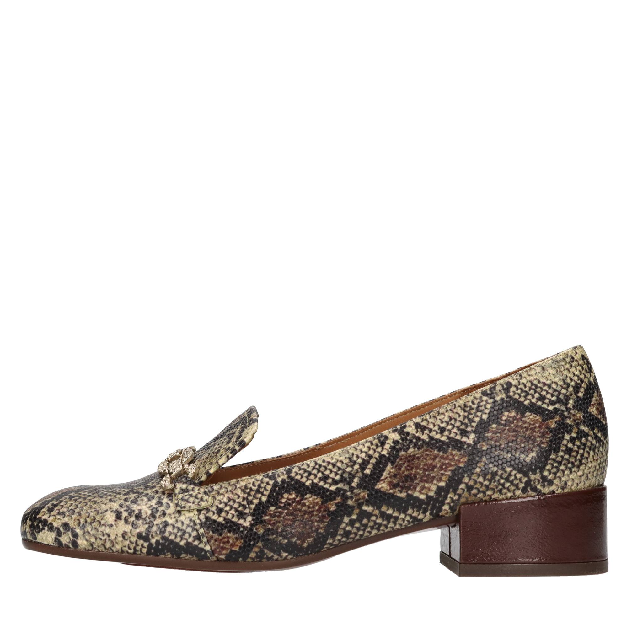 Chie Mihara Chaussures basses Animaux