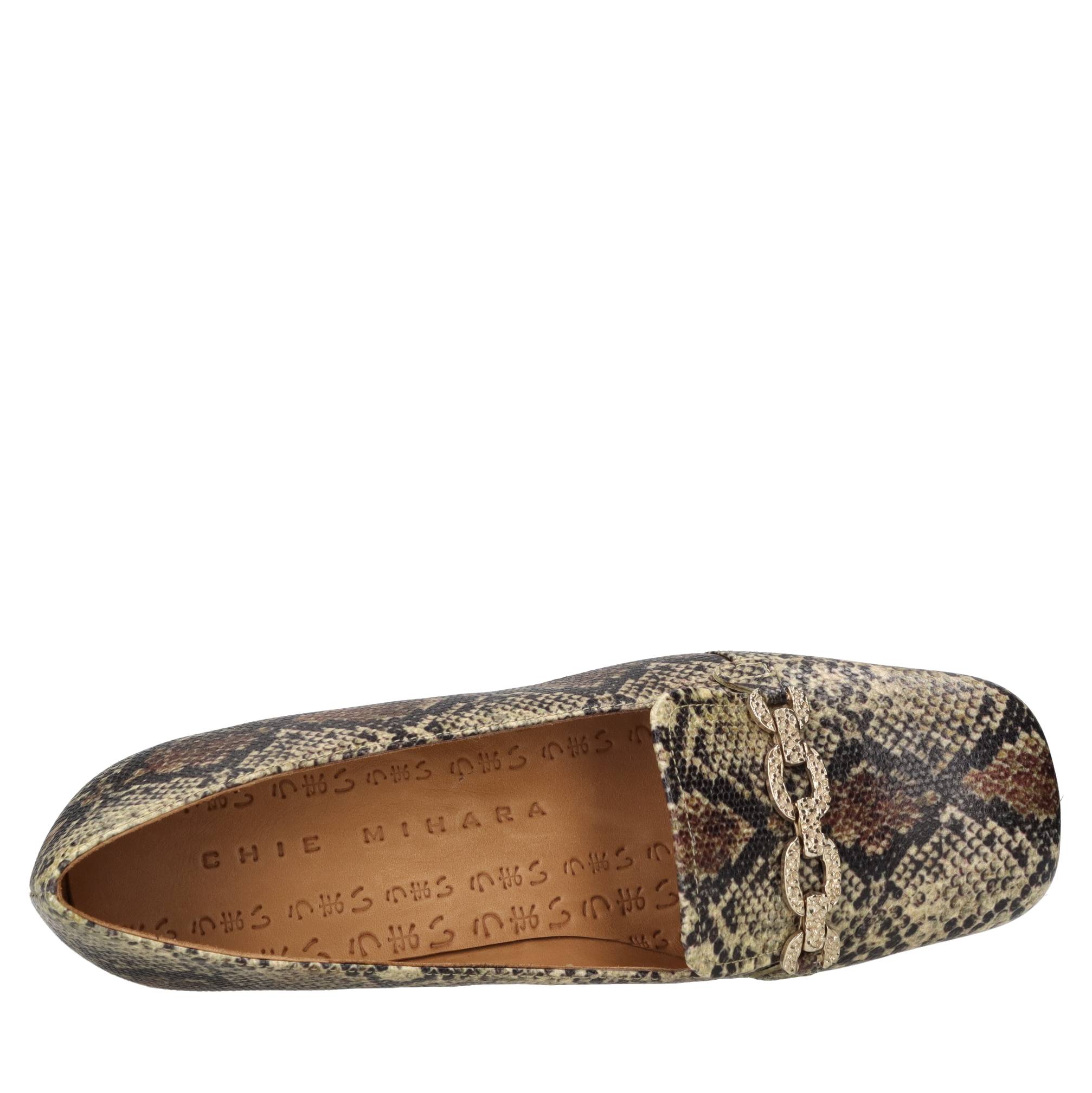 Chie Mihara Chaussures basses Animaux